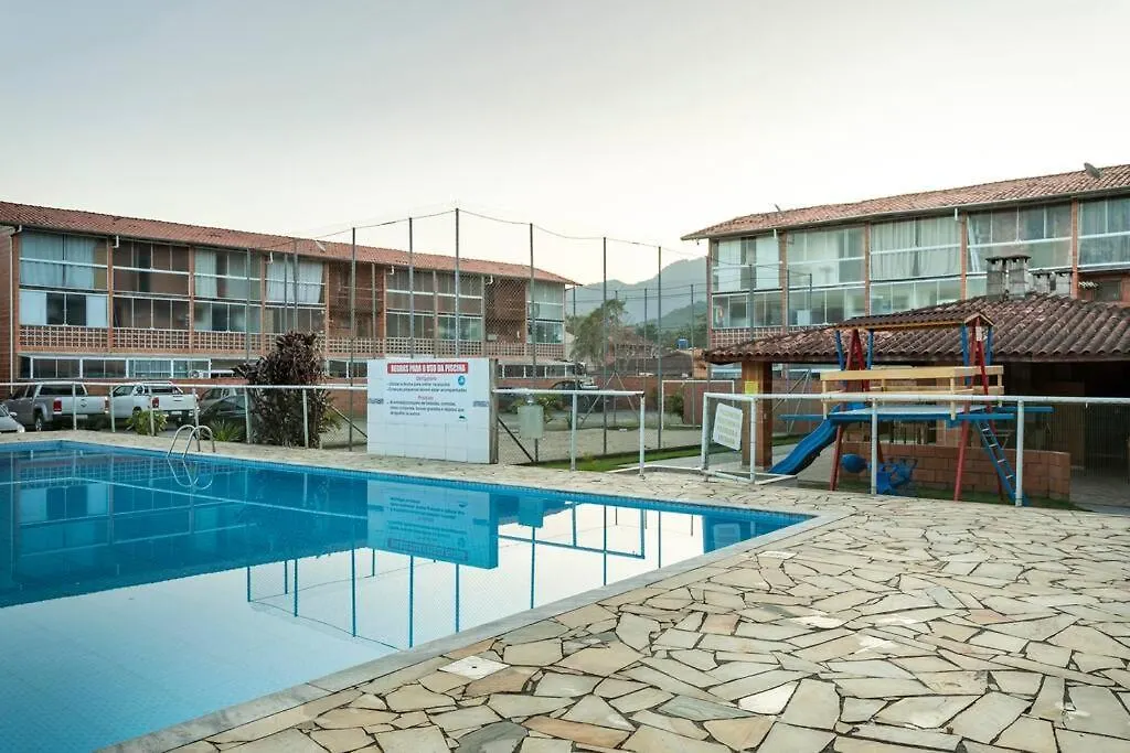 apartamento 200 mts praia do sape com piscina-1